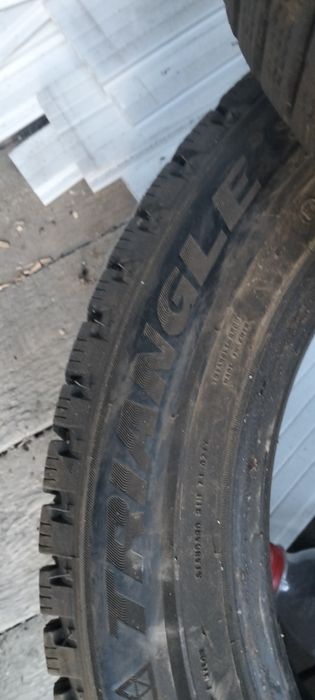 Продам зимние шины. В хорошем состоянии