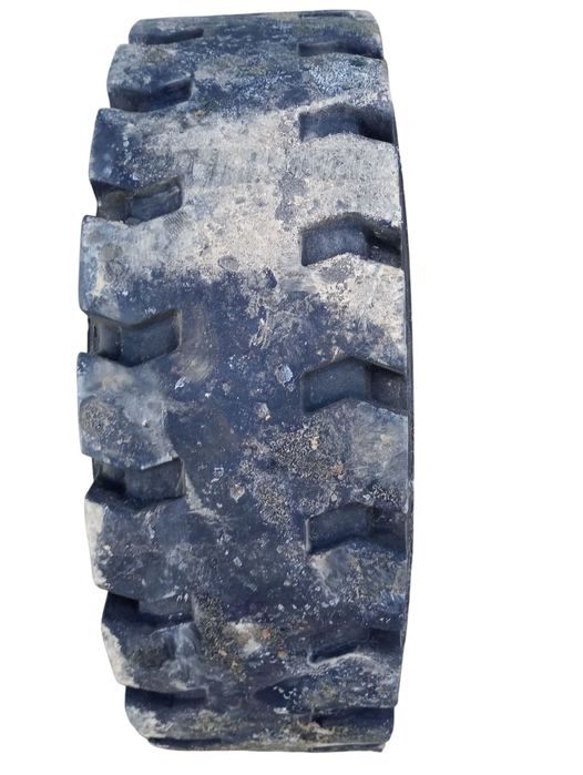 Vând anvelope pline pt stivuitor  uzate(unele foarte puțin)