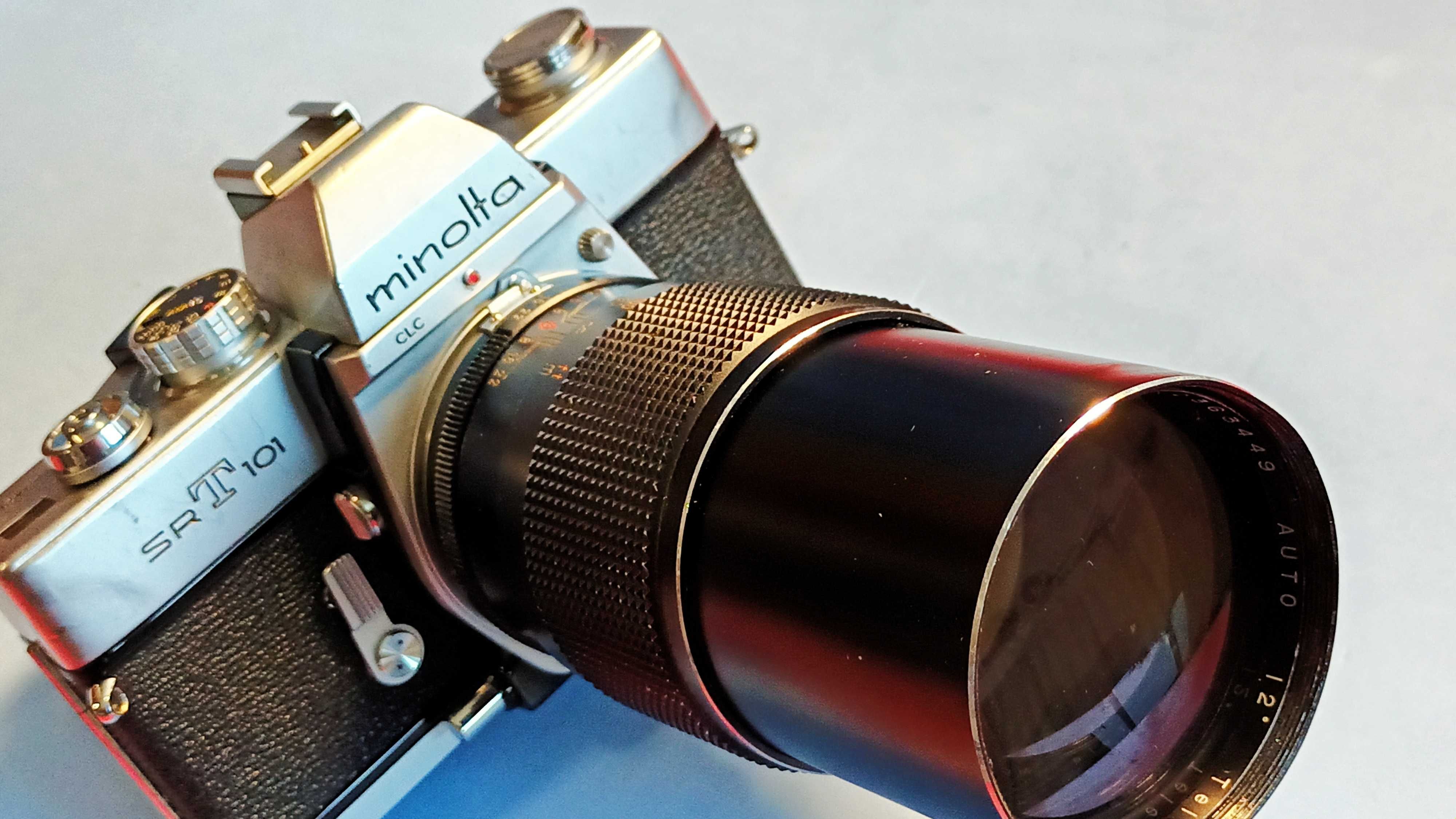 Aparat Foto cu Film Minolta SRT-101 + Teleobiectiv 200mmm