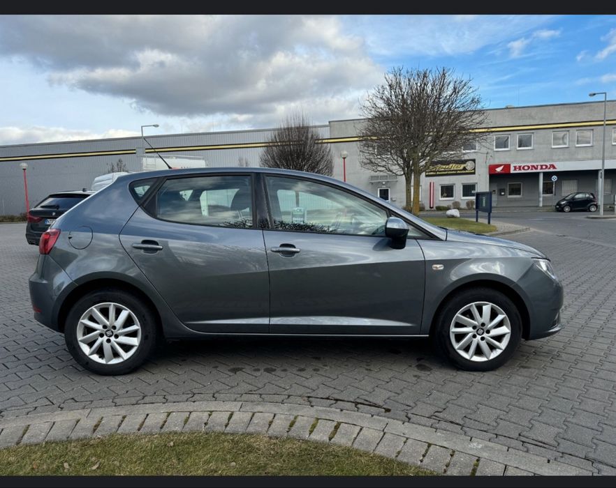 Dezmemebrari Dezmembrez Piese seat ibiza 2015 1.6 tdi