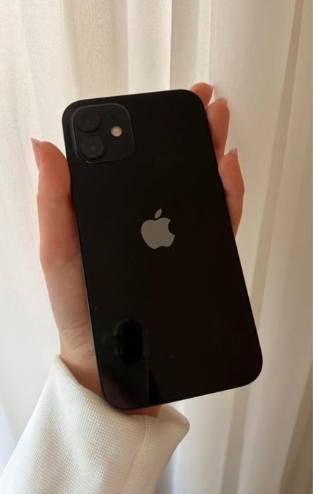 Iphone 12”  64 GB “80%