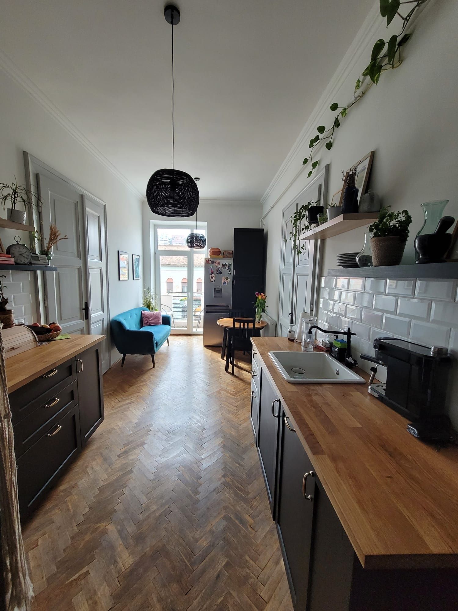 Vând apartamemt deosebot pe str. Horea