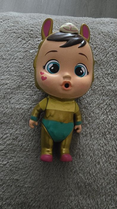 Păpușică baby cry
