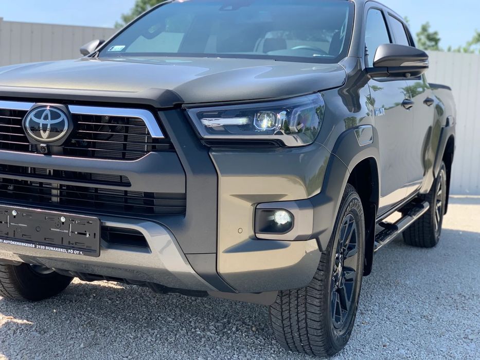 Toyota Hilux Toyota Hilux 2.8D-4D 4x4 Invincible MHEV 2025 Netto Export