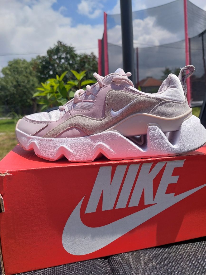 Маратонки Nike RYZ 365