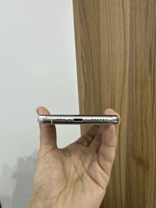 iphone 11pro silver 64gb 73%