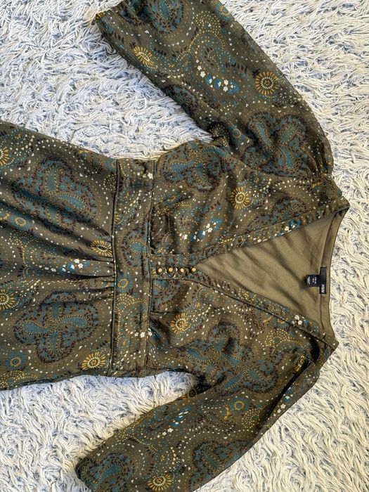 Рокля в есенни цветове hm