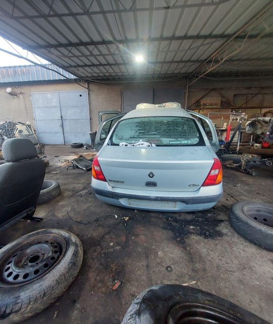Usa stanga spate Renault Clio a 2-a generatie