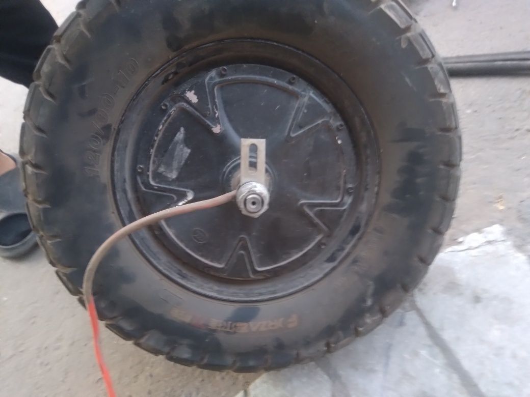 25-30mingli rasxodi bor
