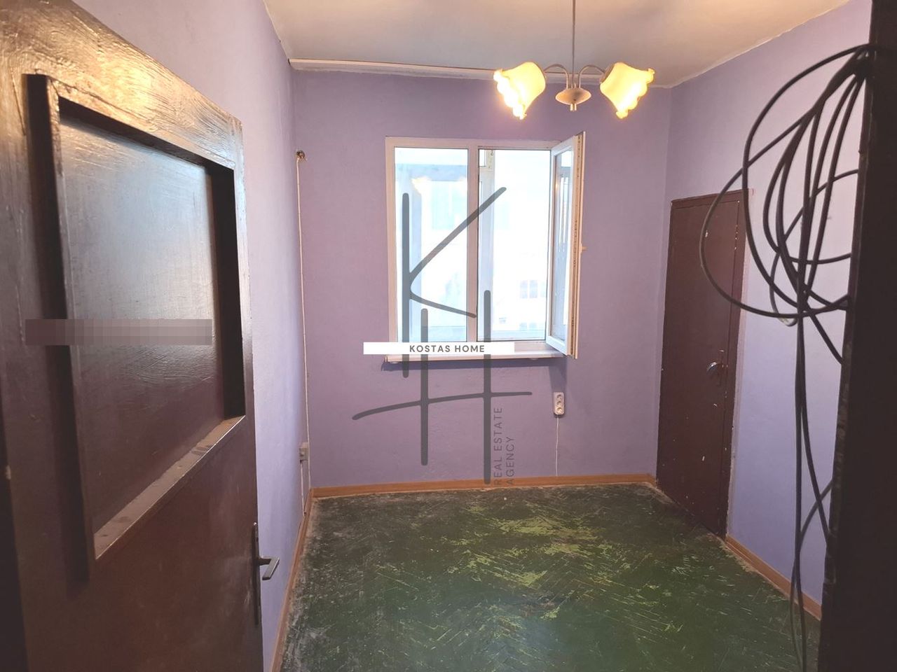Продава се Тристаен апартамент в Варна, Чайка - 70 кв.м за 2000 €/кв.м - Снимка #2