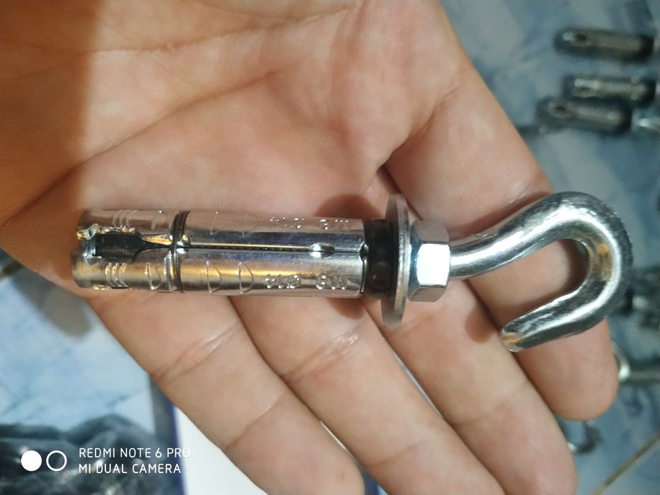 Dibluri beton cu cioc