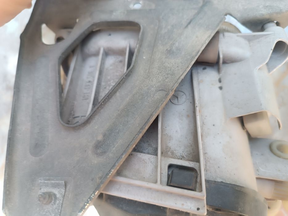 Мерседес W 210 Поротивотуманнник