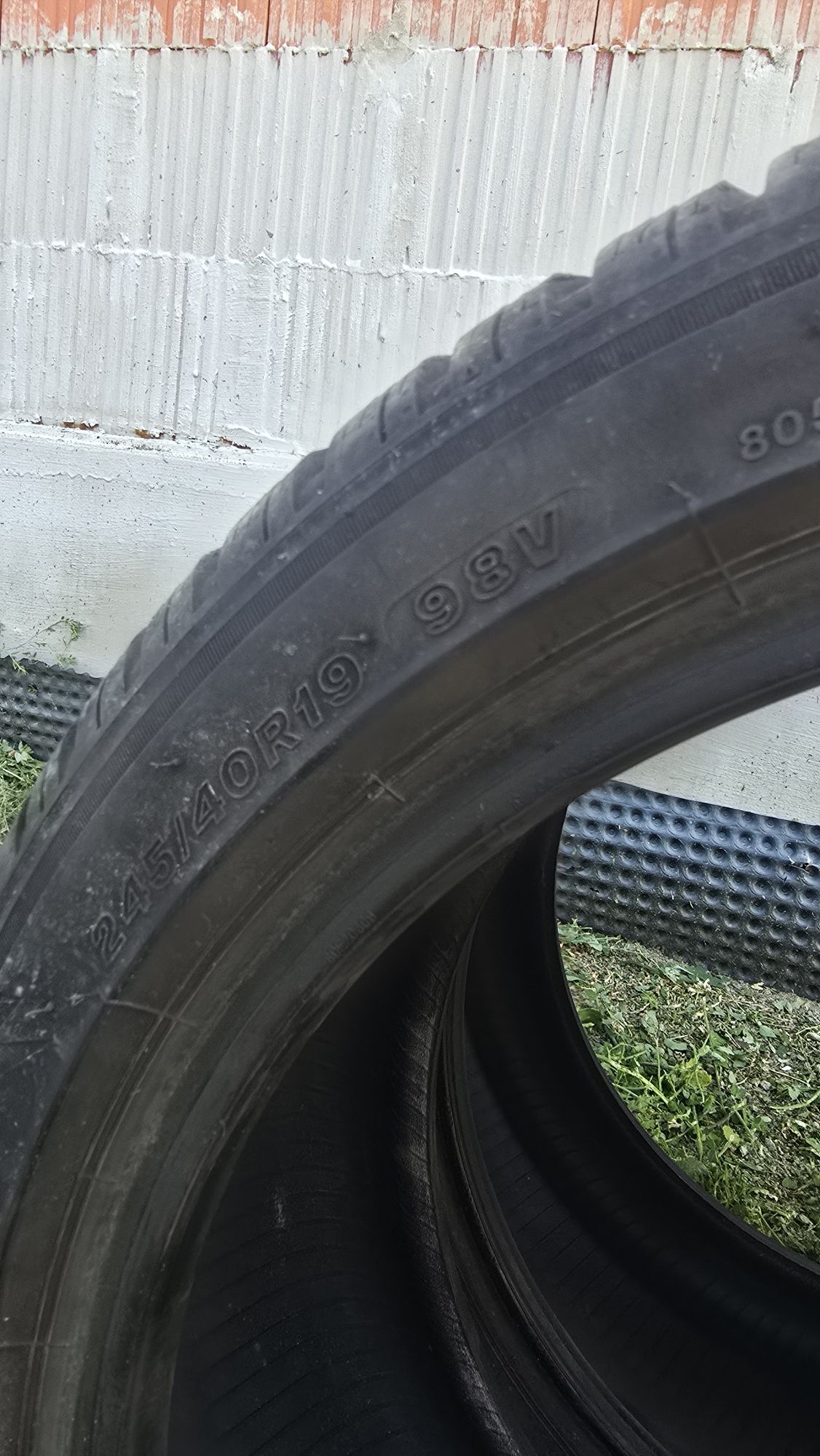 Зимни Гуми Bridgestone Blizzak 245/40/19