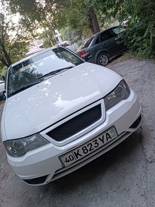 Nexia 2 16 mator zudlik bilan sotiladi olasiz minasiz