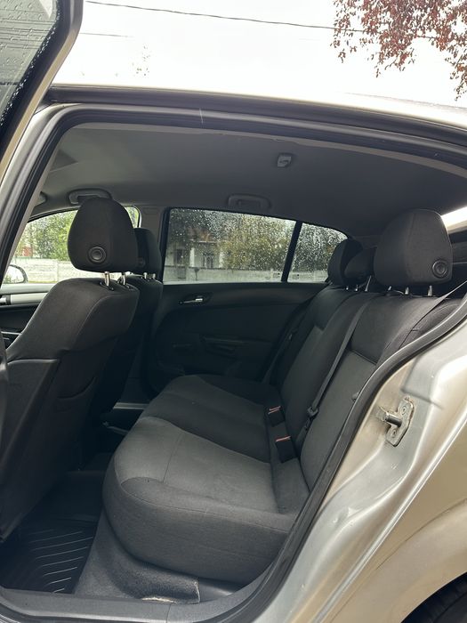 Opel Astra H - 1.6 + GPL - 2007 - 242k Km - Pilot - Navi - Clima