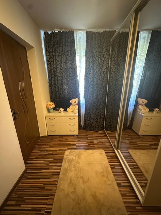 Vând apartament 2 camere