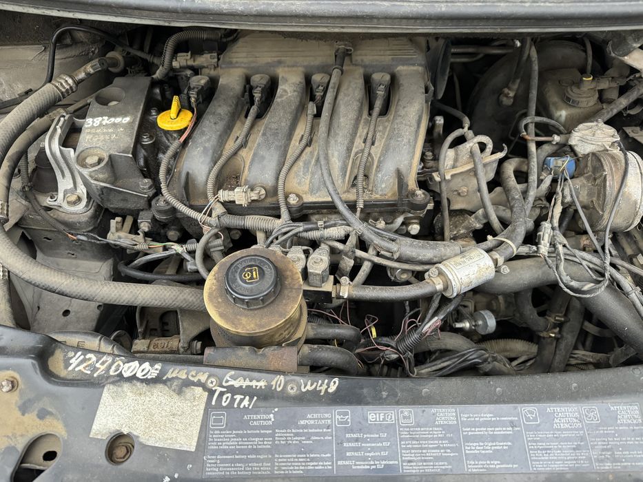 Рено Еспейс 2.0i 16v 1999г На Части