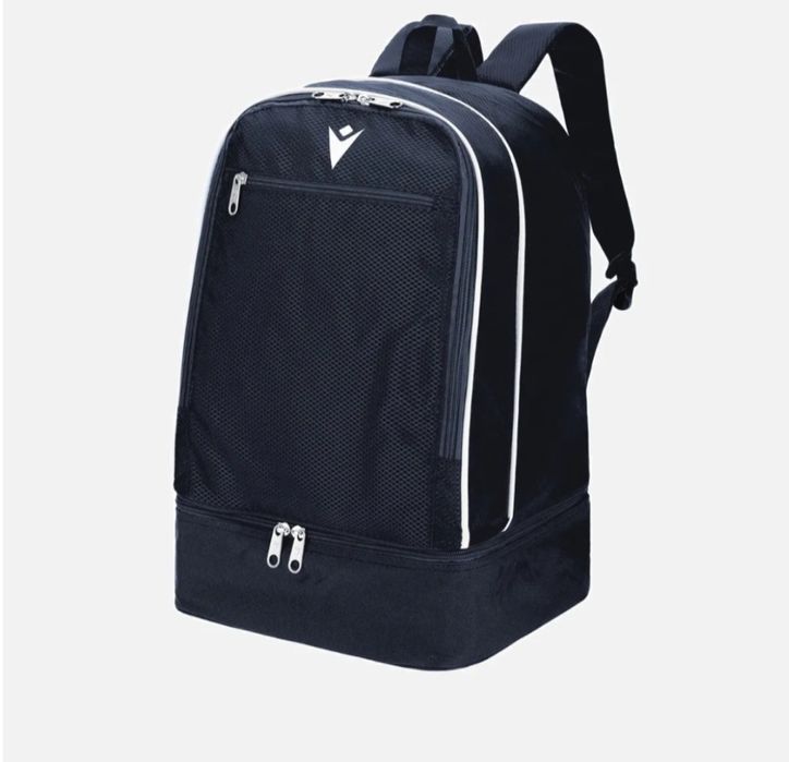 Продается рюкзак макрон черный