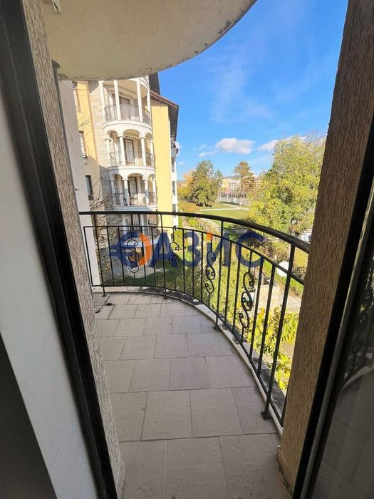 Продава се Двустаен апартамент в к.к. Слънчев бряг - 54 кв.м за 591 €/кв.м - Снимка #8