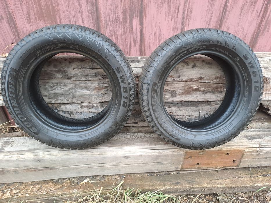 Продам шины 2 шт.