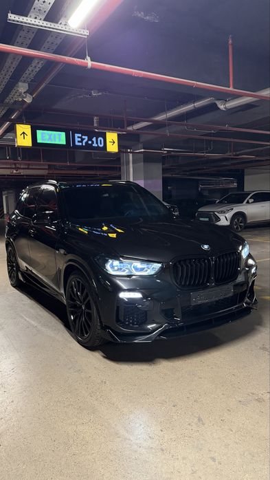 BMW X5 40i xDrive  2020года выпуска. Объем двигателя 3.0T