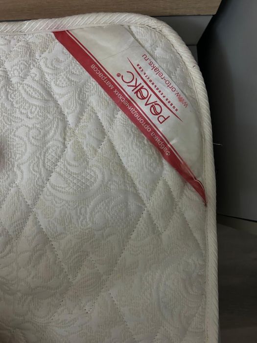 Продам б/у матрац в отличном состоянии