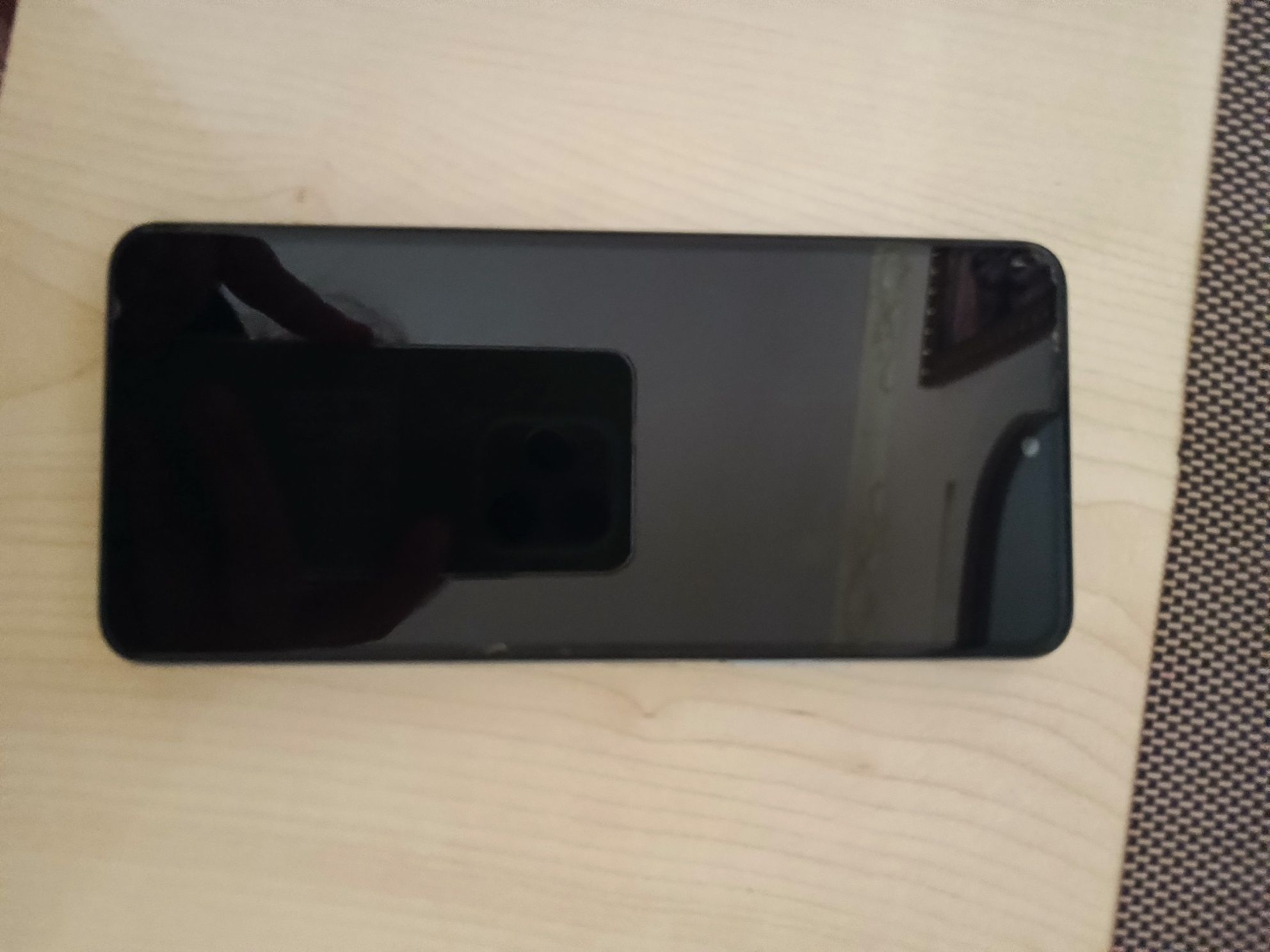 Продаётся телефон Tecno Camon 17 срочно.