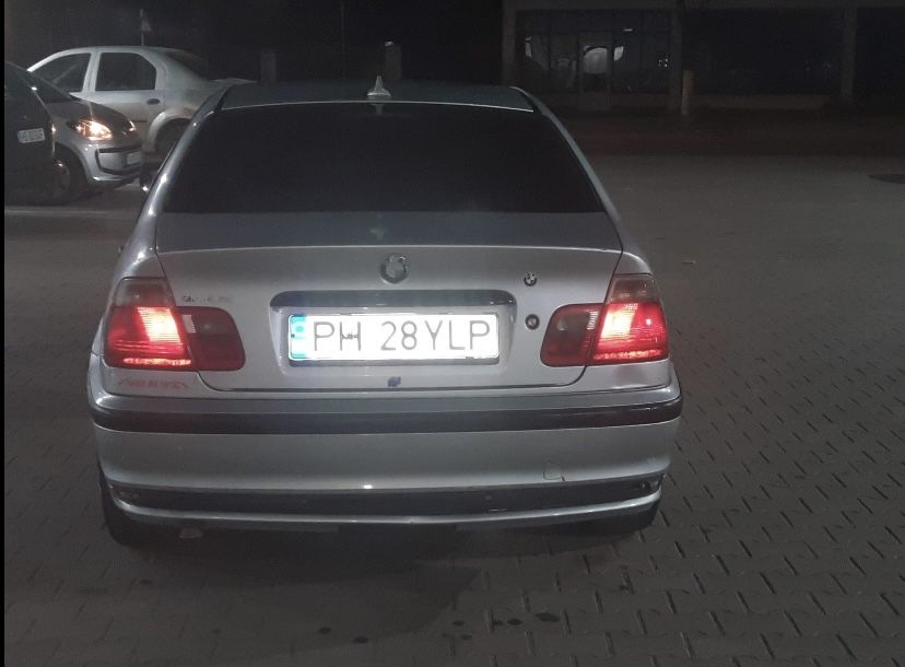 Vand bmw e46 pret 1000€ sau accept variante vand urgent!!!