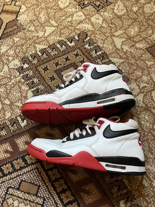 vand snickersi/adidasi nike air