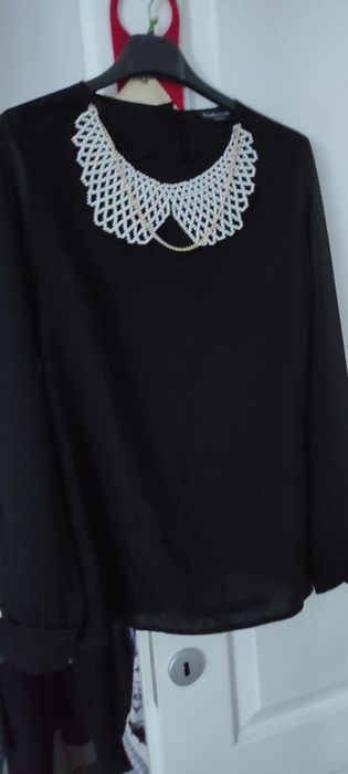 Bluză neagră deosebită, nouă, pentru ocazie