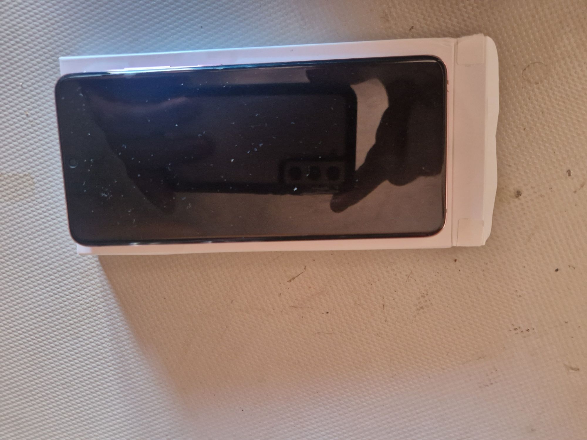 Samsung s 20 самсунг с20