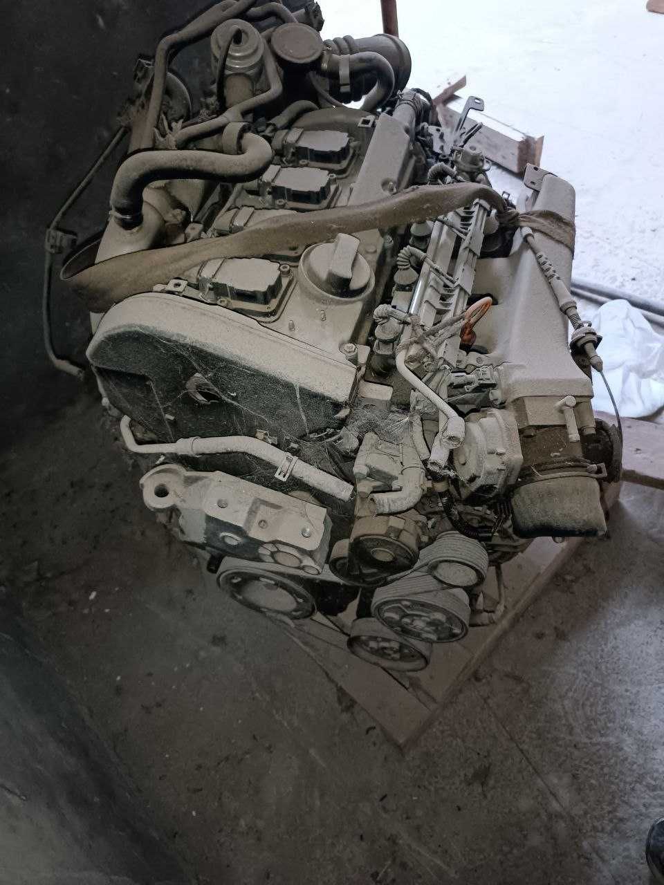 Двигатель Skoda - Volkswagen  tsi 1.8  комплект + коробка + компьютер