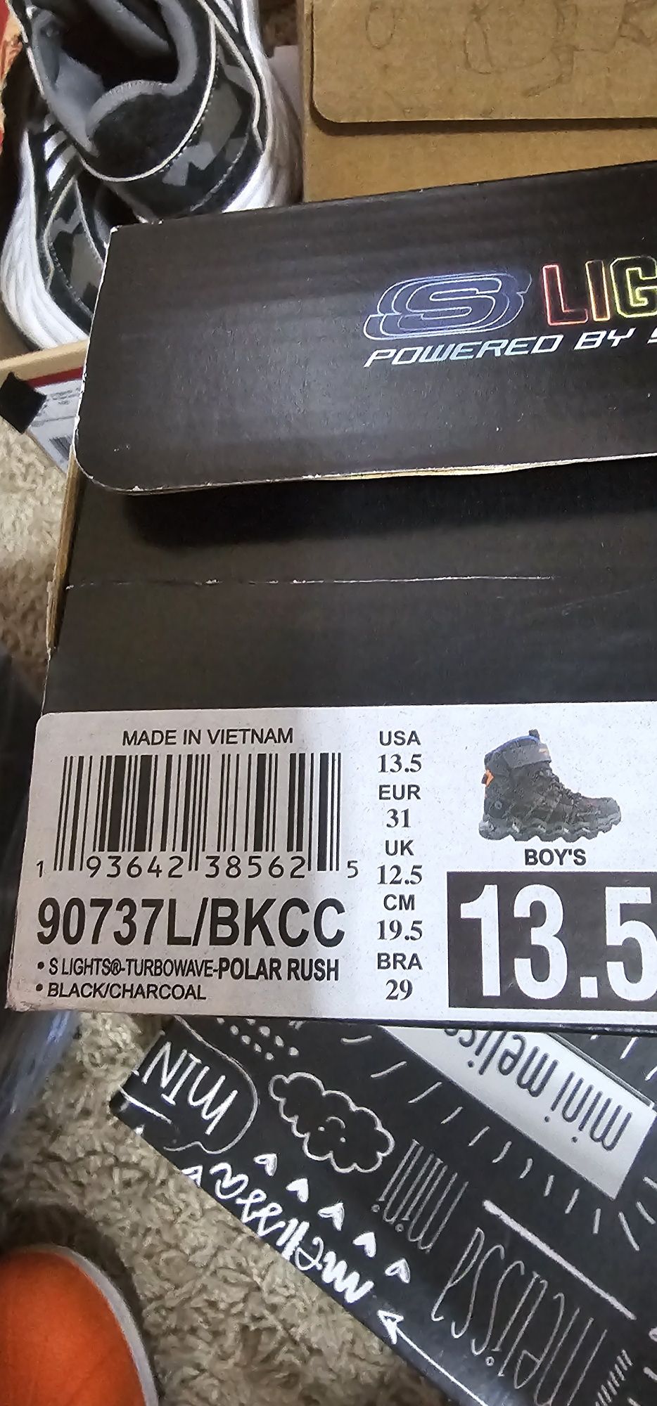 Продам ботинки, сапоги скечерсы skechers