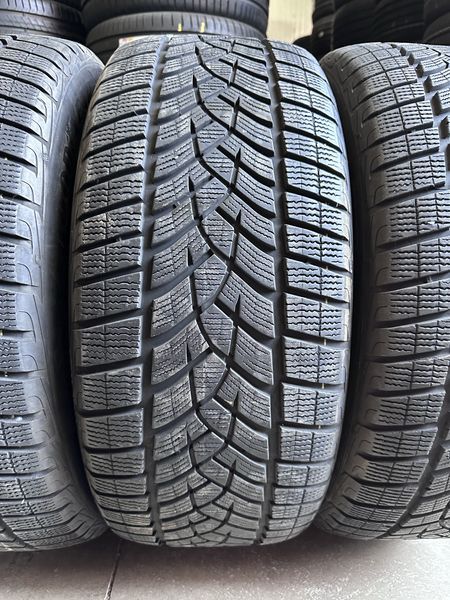 275/50/20 Goodyear 4бр