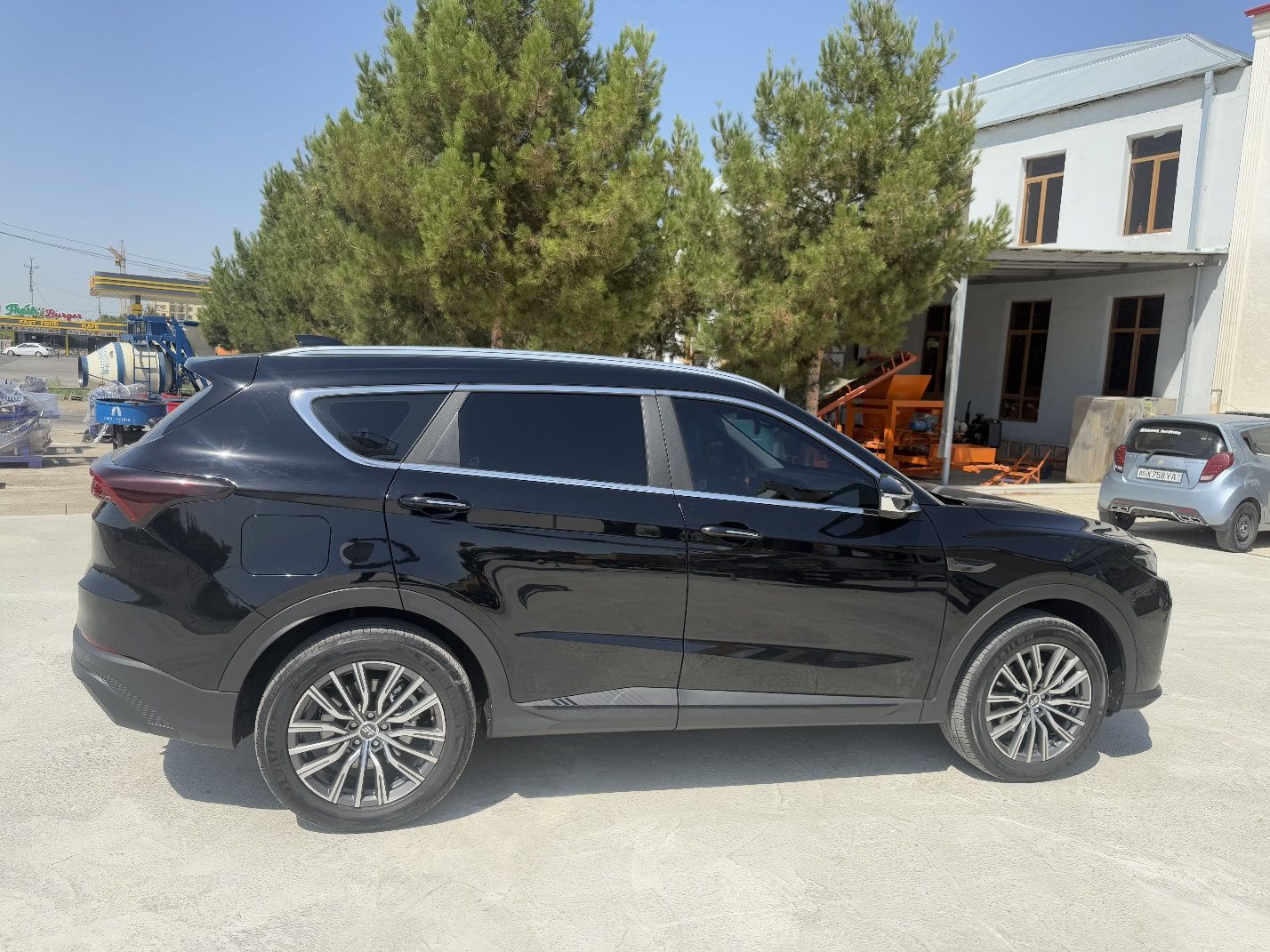 JETOUR X70 Gibrit
