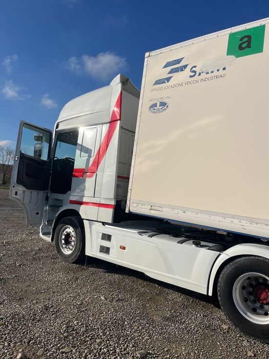 Semiremorca Box , an 2007 , Italia , sasiu fara rugina