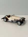 Метална кола Mercedes 1:24