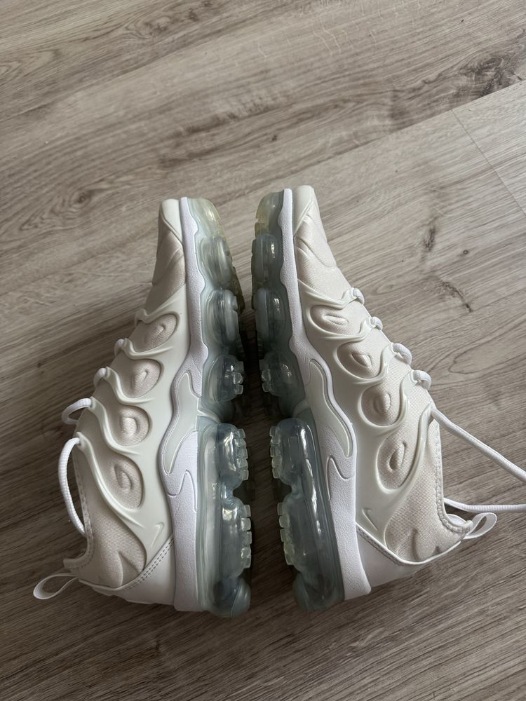 Vând Nike Vapormax