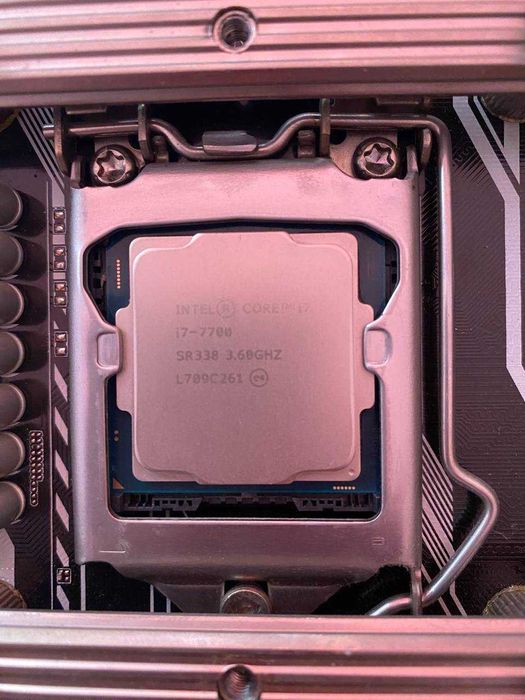 Процессор Intel Core i7 7700+материнская плата Asus prime z270m-plus