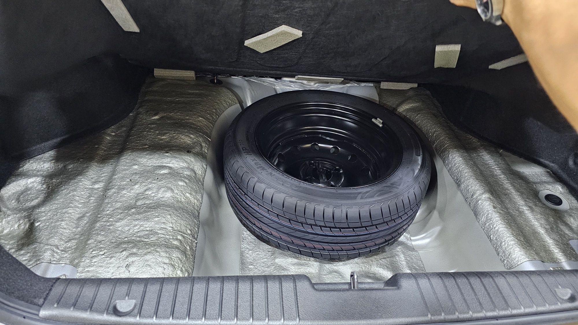 Gentra 3 A/T lyuk va Abs bor
