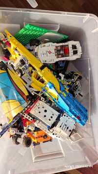 Cutie piese Lego City cca 4kg diverse kituri.