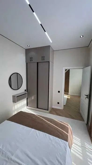 Сдается Хай Тек 3-ком кв / Метро Дружба народов