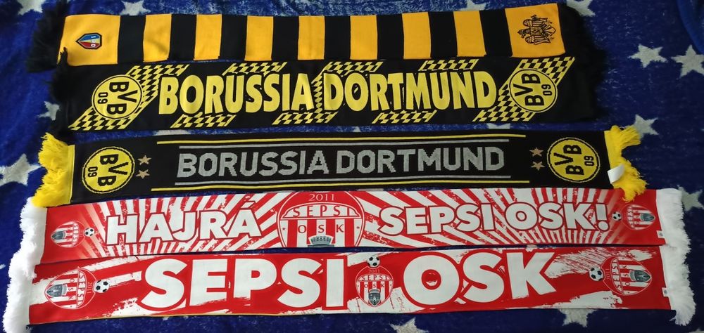 Esarfe si fulare fotbal
