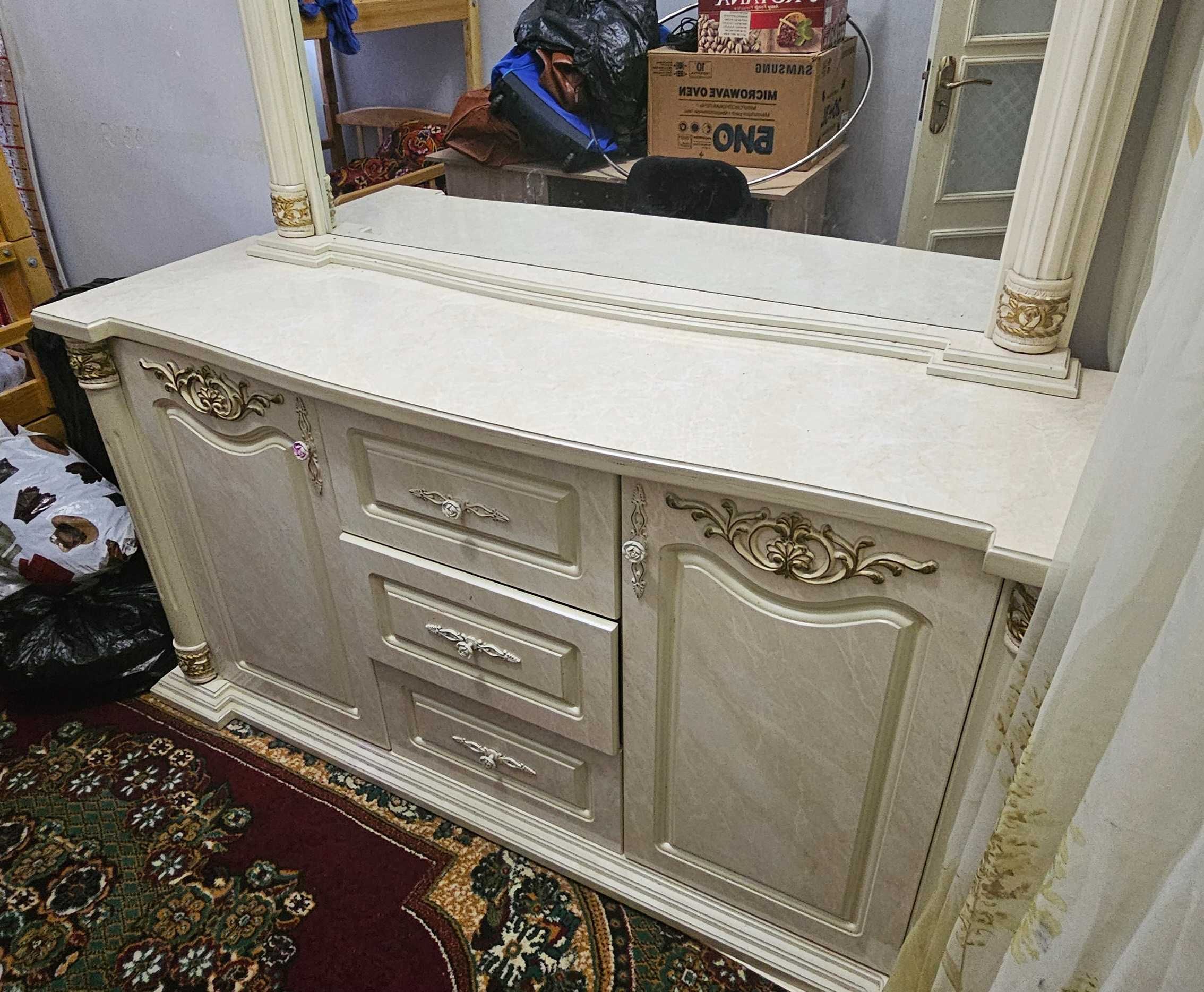 Спальни гарнитура