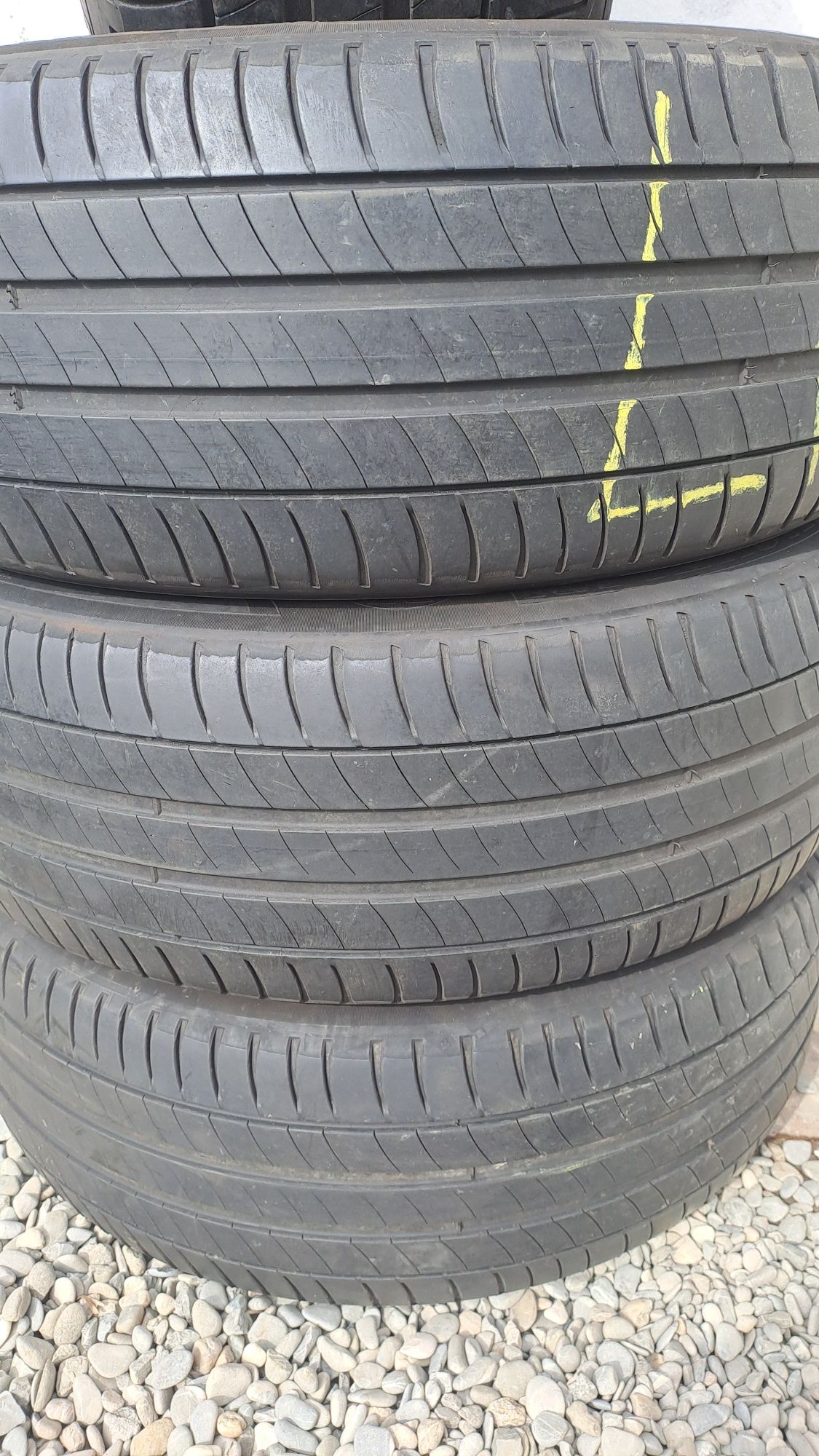 Anvelope vara 235 55 r17 MICHELIN