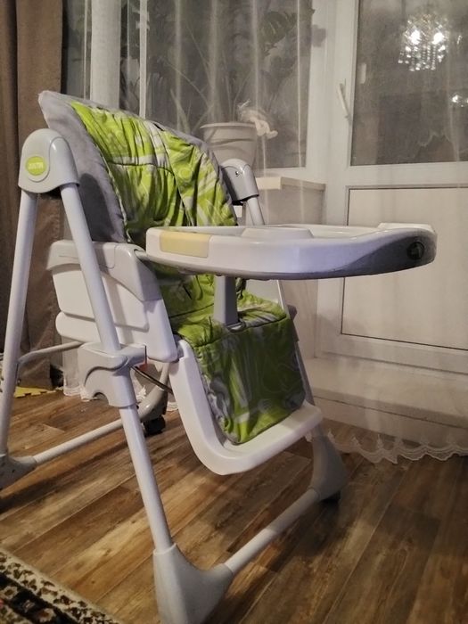 Стульчик для кормления