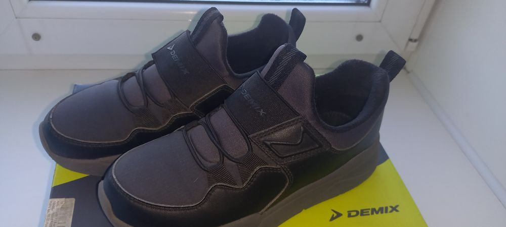 Кроссовки 33 размера