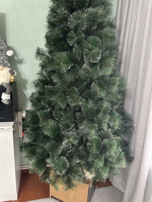 Продается новогодняя елка