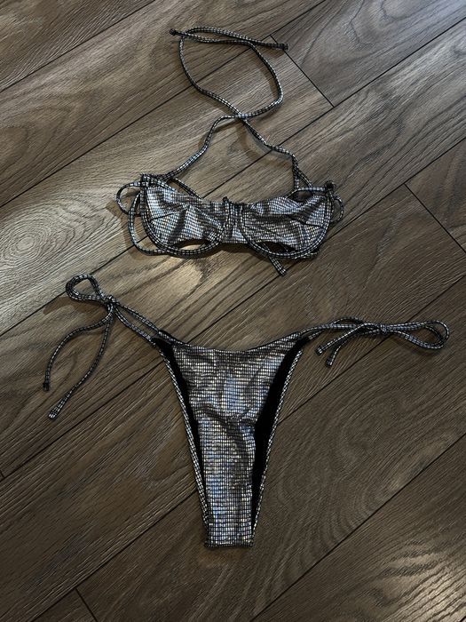 Costum de baie cu reflexii