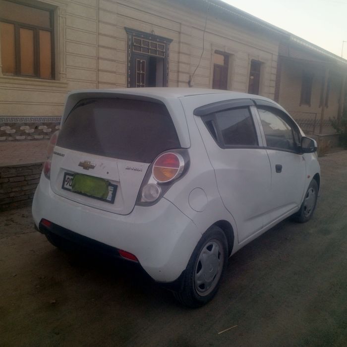 Спарк сотилади хивадо